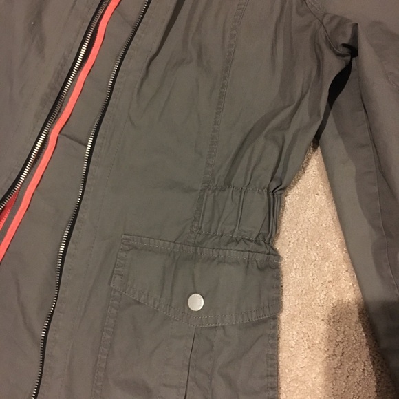 Express Spring/Fall jacket - Picture 3 of 3